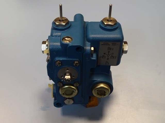 Пневматичен блок Rexroth Pneumatic 335 32 000 00 Pneumatic Pressure Reducing Station - снимка 8