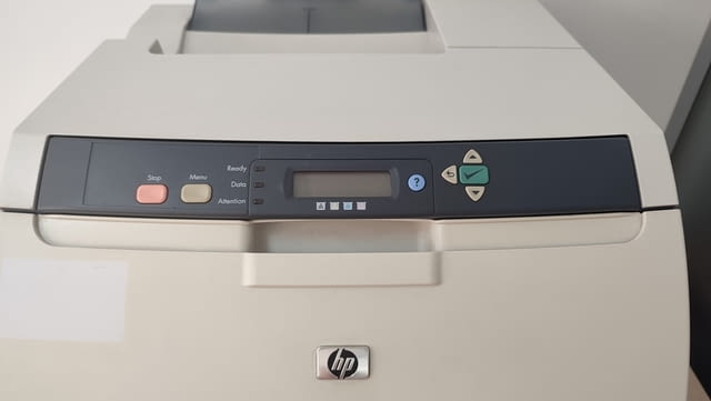 Продавам цветен лазерен принтер HP Color LaserJet 3800N, град София | Принтери / Скенери - снимка 3