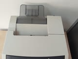 Продавам цветен лазерен принтер HP Color LaserJet 3800N