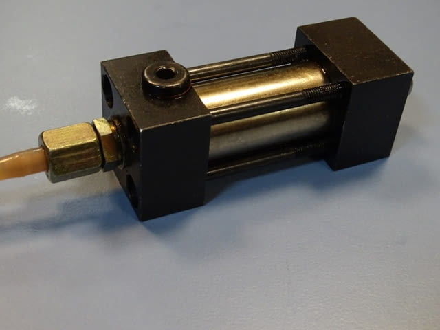 Пневмоцилиндър с механично управление ф25mm, град Пловдив | Промишлено Оборудване - снимка 7