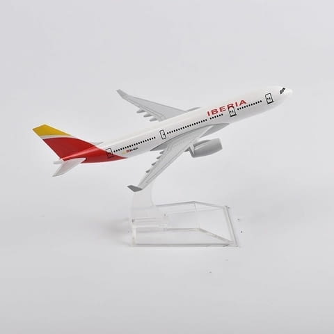 Еърбъс 330 самолет модел макет Iberia метален A330 Иберия, град Радомир | Образователни / Занимателни - снимка 3