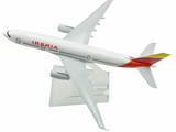 Еърбъс 330 самолет модел макет Iberia метален A330 Иберия
