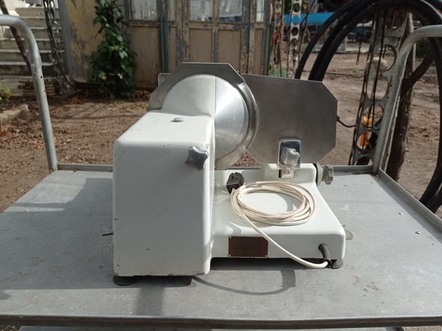 Професионална колбасорезачка - city of Kavarna | Bars - снимка 2