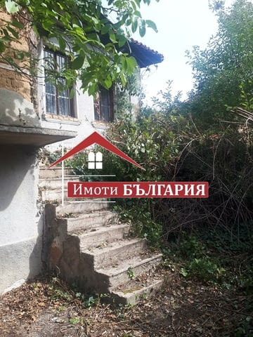Стара къща в с.Бегово, обл.Пловдив 2-етажна, Друго, 100 м2 - село Бегово | Къщи / Вили - снимка 2