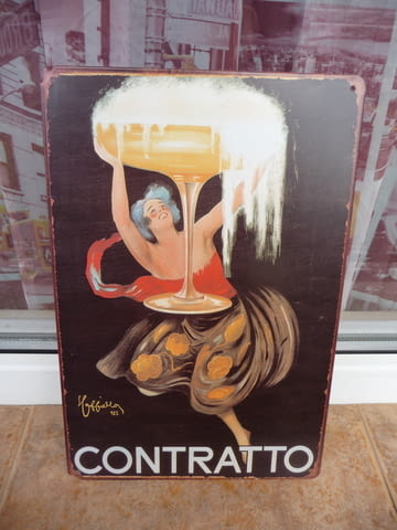 Метална табела алкохол коктейл жена чаша вино грозде поли Contratto - снимка 1