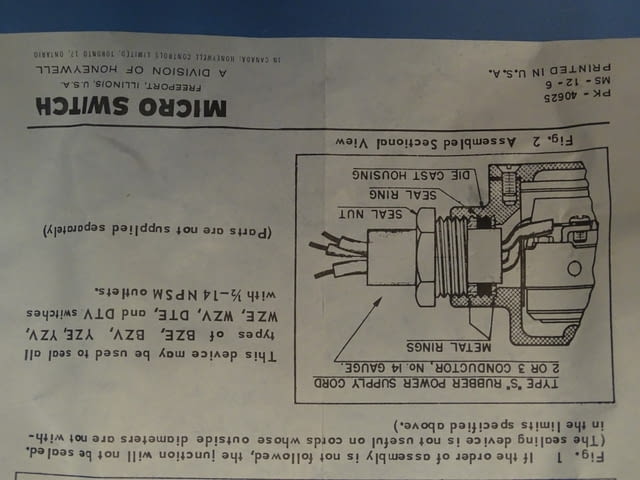 Щуцер за захранващи кабели Micro Switch 2PA6 Typ”S” ruber power supply cord - снимка 7
