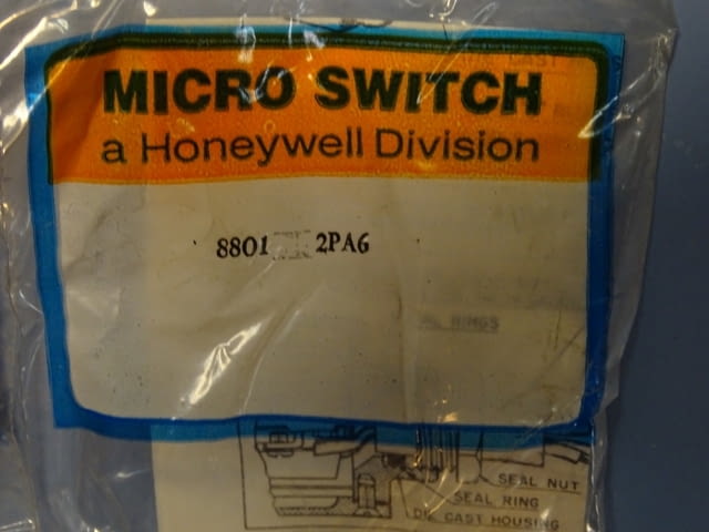 Щуцер за захранващи кабели Micro Switch 2PA6 Typ”S” ruber power supply cord - снимка 9