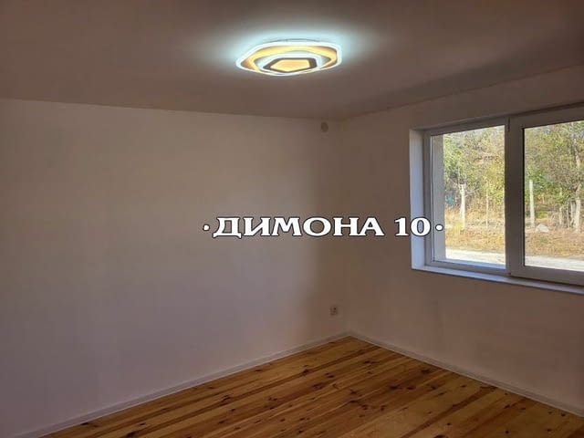 'ДИМОНА 10' ООД продава тухлена къща в с. Тетово 1-етажна, Тухла, 95 м2 - град Русе | Къщи / Вили - снимка 8