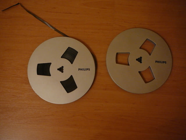 Philips 2 броя - град Пазарджик | Ресийвъри / Усилватели - снимка 2