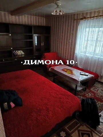 „ДИМОНА 10“ ООД продава масивна къща на два етажа в с. Просена - снимка 7