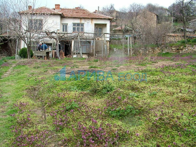 Къща в с. Камилски дол, община Ивайловград, village Kamilski dol | Houses & Villas - снимка 1