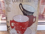 Метална табела Време за кафе Coffee time порцеланови чашки чaши