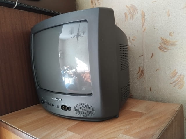 Продавам малък телевизор Daewoo - city of Pernik | Televisions - снимка 1