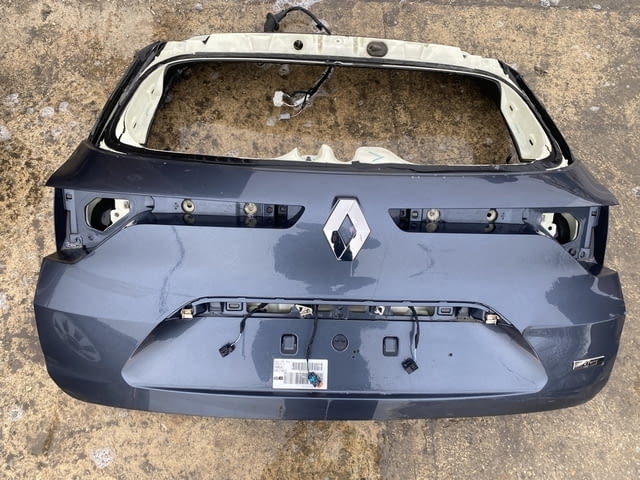Задна врата, багажник за Renault Megane Grandtour. Рено Меган Гранд тур 2018г., необурудвана - снимка 1