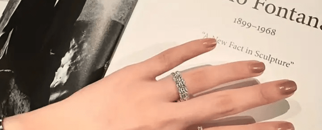 Разтеглив пръстен с кристали Злато, Циpĸoн - град Монтана | Пръстени - снимка 2