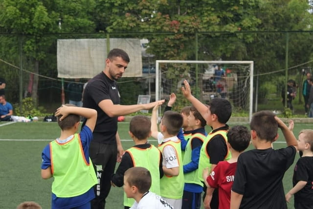 Академия "АМ Футбол" - тренировки за деца - град София | Спортни Тренировки - снимка 3