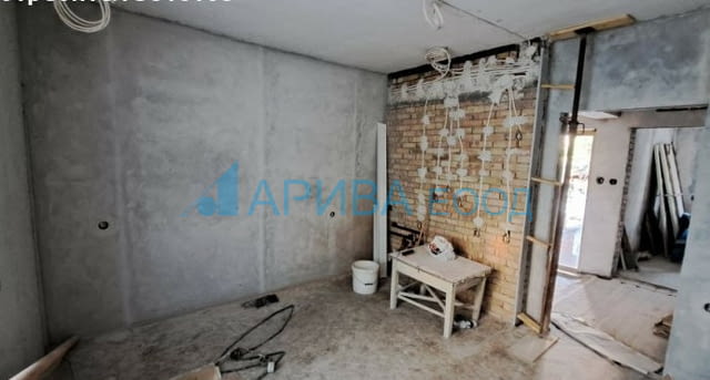 Самостоятелна къща след ремонт в Хасково 1-floor, Brick, 75 m2 - city of Haskovo | Houses & Villas - снимка 2