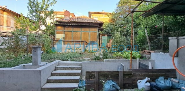 Самостоятелна къща след ремонт в Хасково 1-етажна, Тухла, 75 м2 - град Хасково | Къщи / Вили - снимка 3