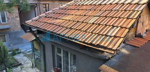 Самостоятелна къща след ремонт в Хасково 1-етажна, Тухла, 75 м2 - град Хасково | Къщи / Вили - снимка 6