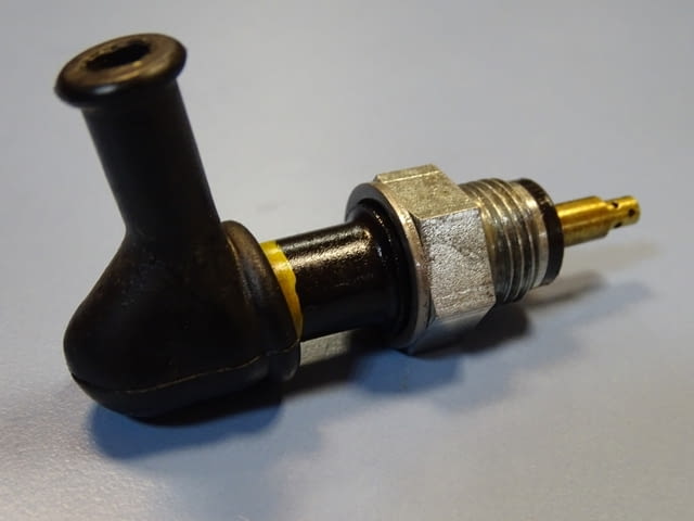 Четка ел. контактна ZF M14x1.5xф4 electrical contact brash L-14mm 24VDC - снимка 4