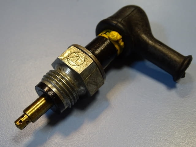 Четка ел. контактна ZF M14x1.5xф4 electrical contact brash L-14mm 24VDC - снимка 6