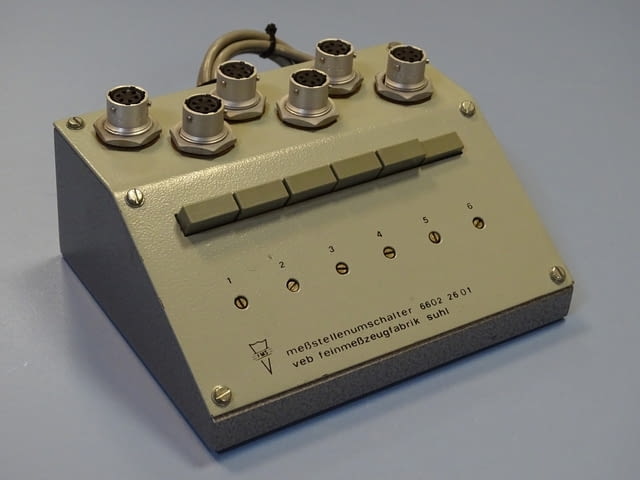Превключвател на позиция FMS 6602, FMS 2601 mebstellenumschalter - снимка 1