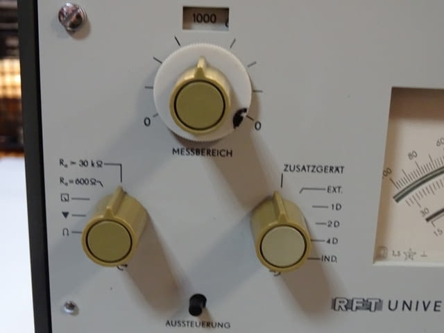 Универсален измервателен уред RFT VEB universalmesseinrichtung UM111 - снимка 6