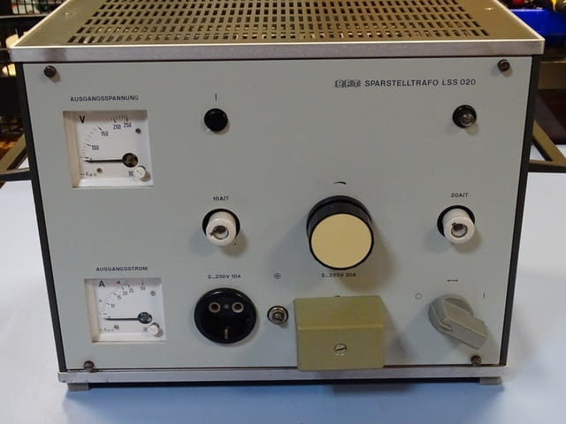 Лабораторен трансформатор VEB RTF LSS 020 Sparstelltrafo 220V/50Hz - снимка 2