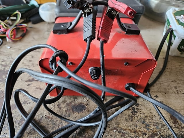 Зарядно за автомобили от 6 и 12v - city of Vidin | Other - снимка 6