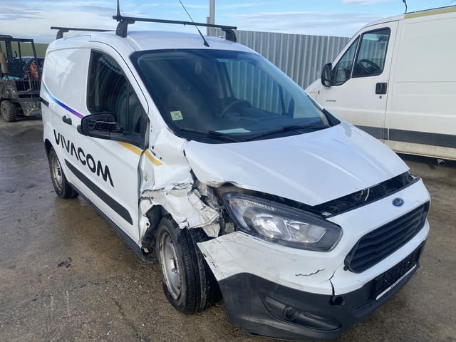 Ford Transit Courier 1.5 TDCI, 95 кс., 5 ск., двигател XVCC , 98 000 km., 2018 г., euro 6B, Форд Тра - снимка 2