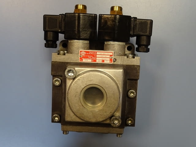 Пневматичен разпределител за преси HERION XSZ 20 press safety valve 24VDC 2/8Bar - снимка 6
