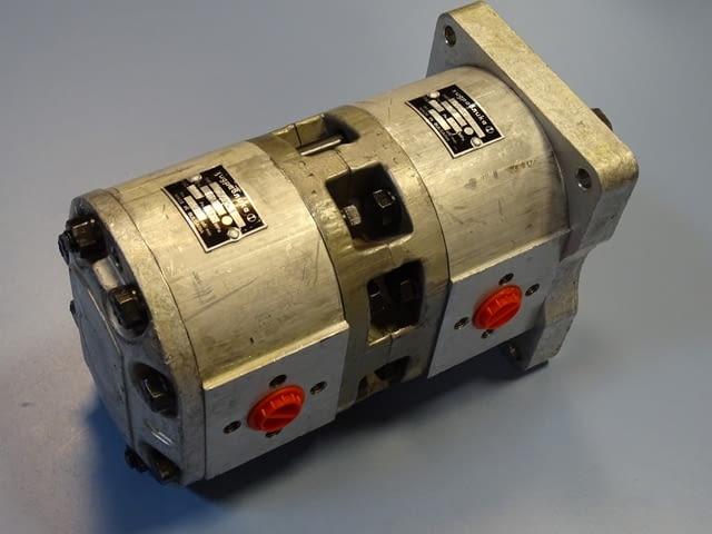 Хидравлична помпа сдвоена "Хидравлика" С54Х/С54Х 175 Bar 1500 min-1 - снимка 5