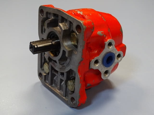 Хидравлична помпа "HYDROSILA" НШ-10У-3Л, city of Plovdiv | Industrial Equipment - снимка 1