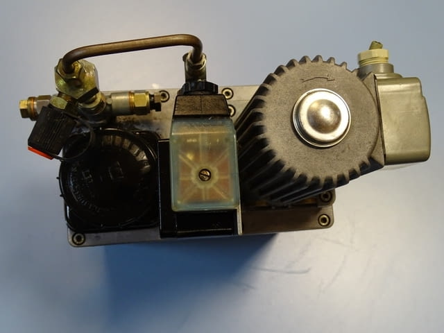 Смазочна хидравлична станция Willy Vogel MFE 5/B 3/S 3 sentral lubrication system - снимка 9