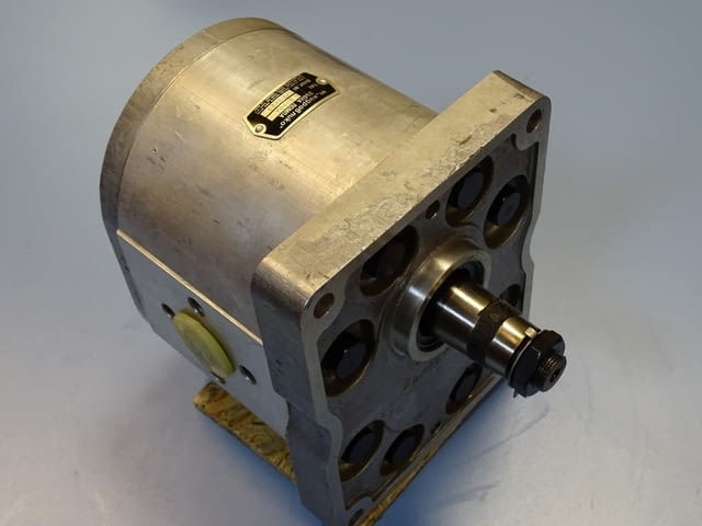 Хидравлична помпа "Хидравлика" А280X 140 Bar 1500 min-1 Hydraulic pump - снимка 6