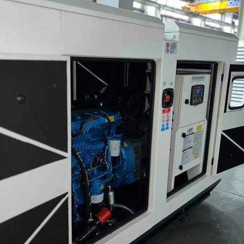 Трифазни дизелови генератор с двиг. BAUDOUIN – Франция, мощности 20kVA – 660kVA - снимка 6