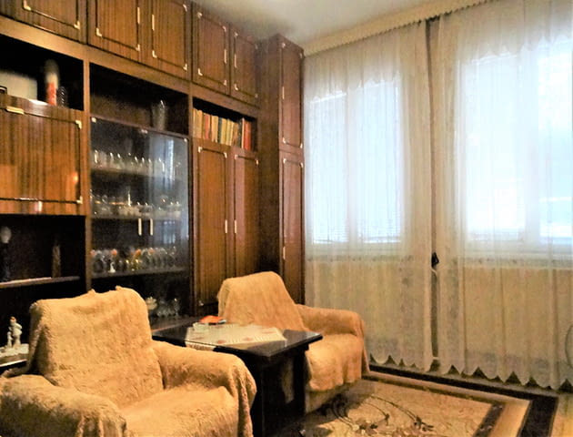 Продажба на етаж от къща в кв. родина 4, гр. русе, city of Rusе | Houses & Villas - снимка 1