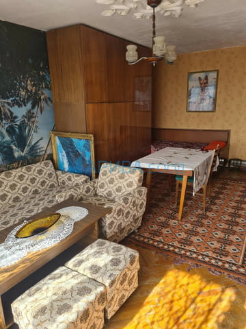 Двустаен апартамент в Хасково, кв. Орфей - страната на Веспрем - снимка 1