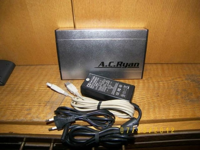 Хард диск външен със кутия и захранване - град Видин | Части / Аксесоари - снимка 1