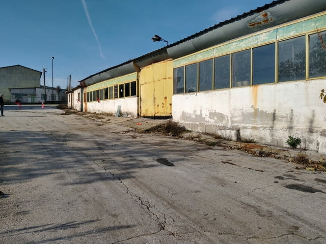 Складова база в Източна индустриална зона, гр. Хасково, city of Haskovo | Storage Facilities - снимка 1