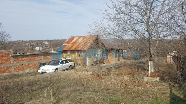 Парцел с малка вила на Кенана - Хасково 407 m2, For living, For industry - city of Haskovo | Land - снимка 2