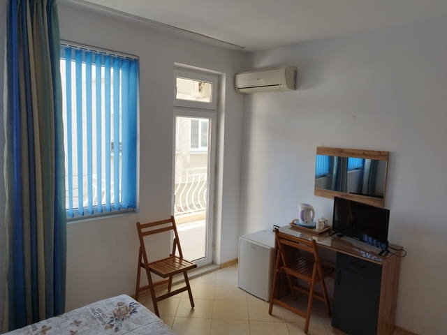 Къща в прегръдката на морето - Поморие Pomorie, Internet, Air Conditioning, Cable TV - city of Pomoriе | Seaside Holidays - снимка 10