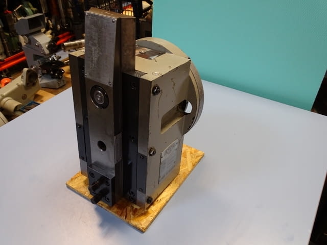 Щос-глава за фреза AVIA FOP FND-32 AVIA Dgd, city of Plovdiv | Industrial Equipment - снимка 1