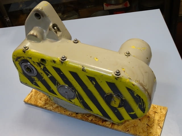 Редукторна кутия за универсална фреза AVIA FOP PONAR, city of Plovdiv | Industrial Equipment - снимка 5