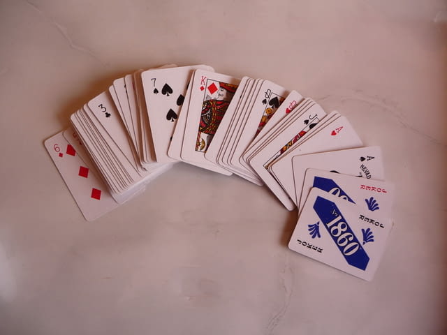 Мини карти за игра 1860 Miniature малки белот сантасе покер, city of Radomir - снимка 2