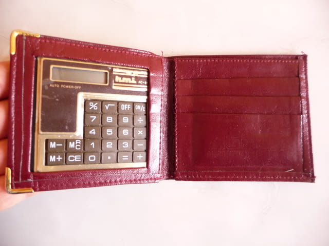 Стар портфейл с калкулатор кожен портмоне за пари карти ретро - снимка 1