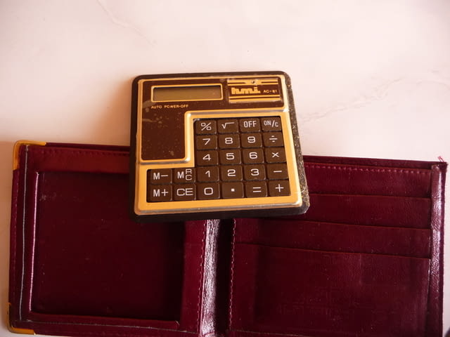 Стар портфейл с калкулатор кожен портмоне за пари карти ретро - снимка 4