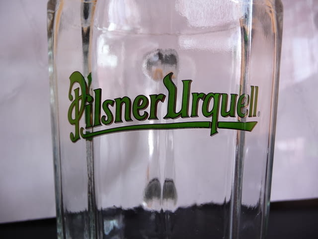 Голяма стъклена халба за бира Pilsner Urquell 1 литър чешка Чехия - снимка 7
