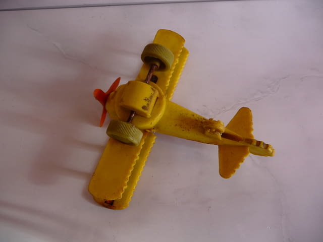 Ikar 7 стара играчка самолетче SP-PBK самолет крила перка Жълт полет в небето - снимка 6