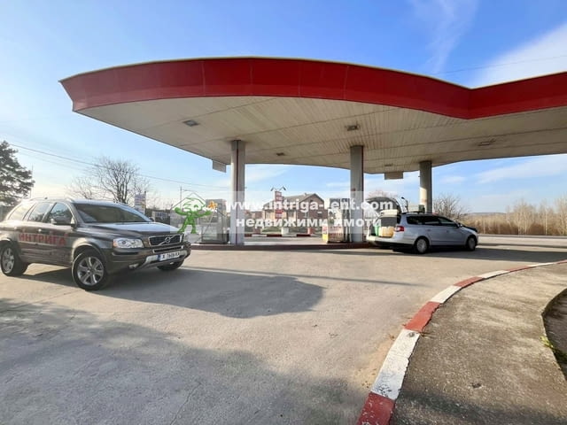 Търговски обект - Бензиностанция и газстанция за продажба в град Любимец, област Хасково. - снимка 5